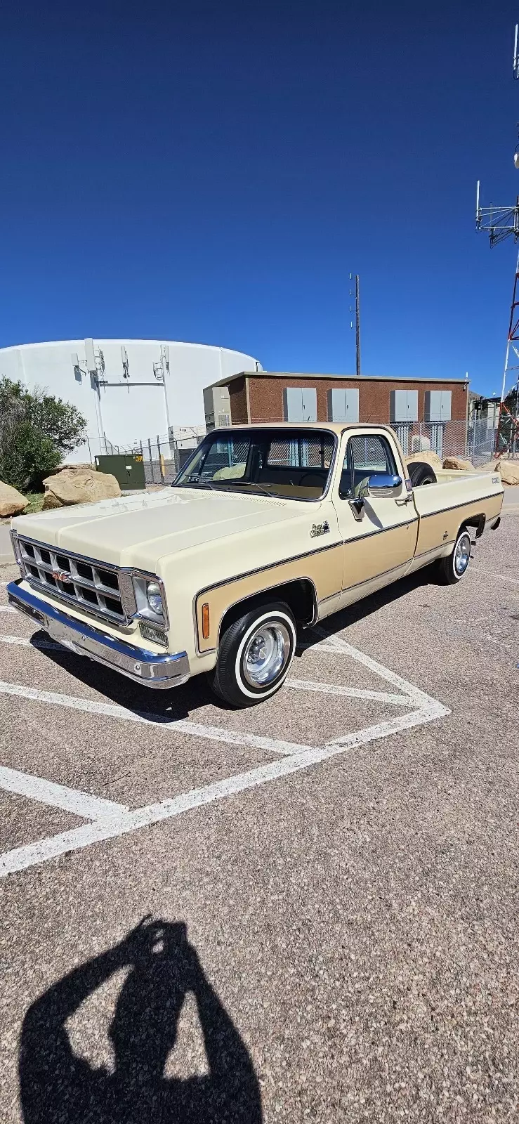 1978 GMC Sierra Pickup Brown Classic 1978 GMC Sierra Classic