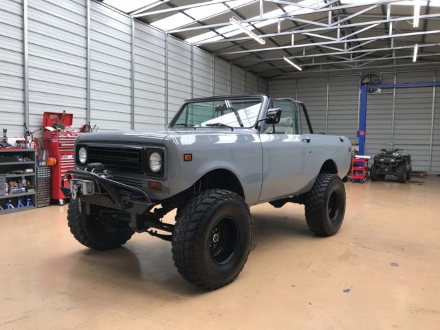 1978 International Scout II, 345 motor, 727 Auto Trans, Cement Grey Paint 1978 International Harvester Scout