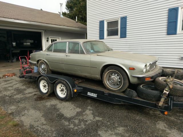 1978 Jaguar XJ6 - photo 2