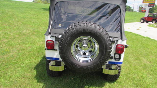 1978 Jeep® CJ-7 258 CI 6-CYLINDER ENGINE/3 SPEED TRANSMISSION - photo 11