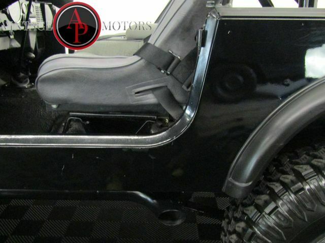 1978 Jeep CJ 304 V8 4X4 - photo 12