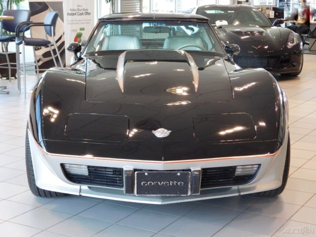 1978 Chevrolet Corvette Limited Edition Official Pace Car - photo 2