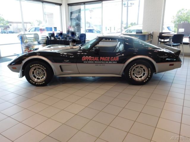 1978 Chevrolet Corvette Limited Edition Official Pace Car - photo 4