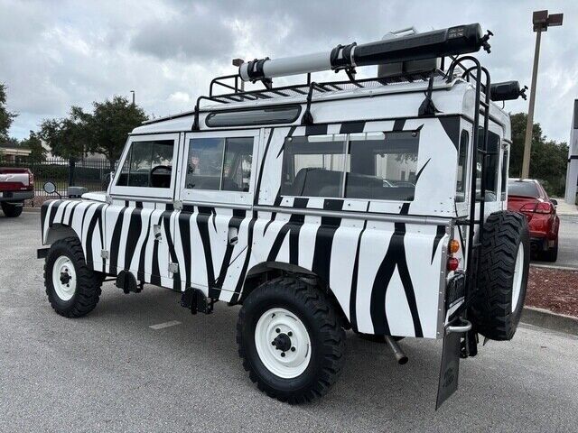 1978 LAND ROVER SERIES 3 109 HARDTOP DIESEL 4WD - (FRAME-OFF RESTORATION) - photo 3