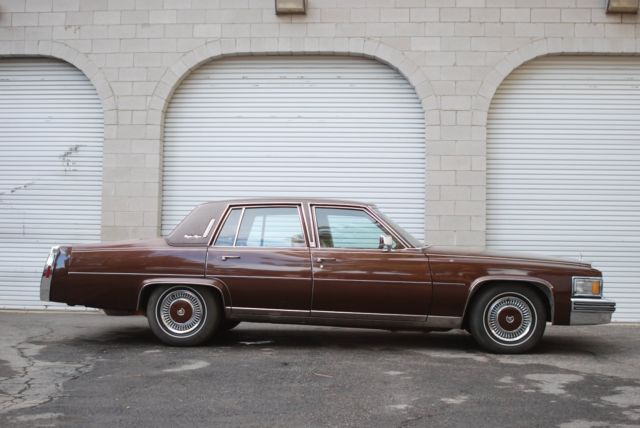 1978 like new must see to appreciate, only 32000 original miles, always garaged. 1978 Cadillac Brougham Fleetwood Brougham
