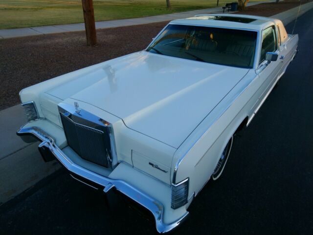 1978 LINCOLN 2 DOOR TOWN COUPE 1978 Lincoln Continental town coupe