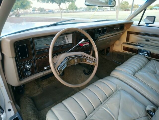 1978 Lincoln Continental town coupe - photo 10