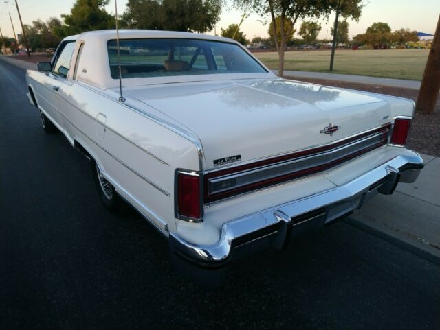 1978 Lincoln Continental town coupe - photo 6