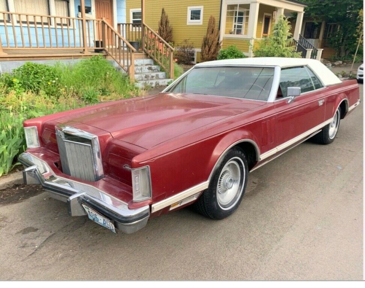 1978 Lincoln conninental Mark V Red RWD Automatic Carriage Top 1978 Lincoln conninental Mark V Carriage Top