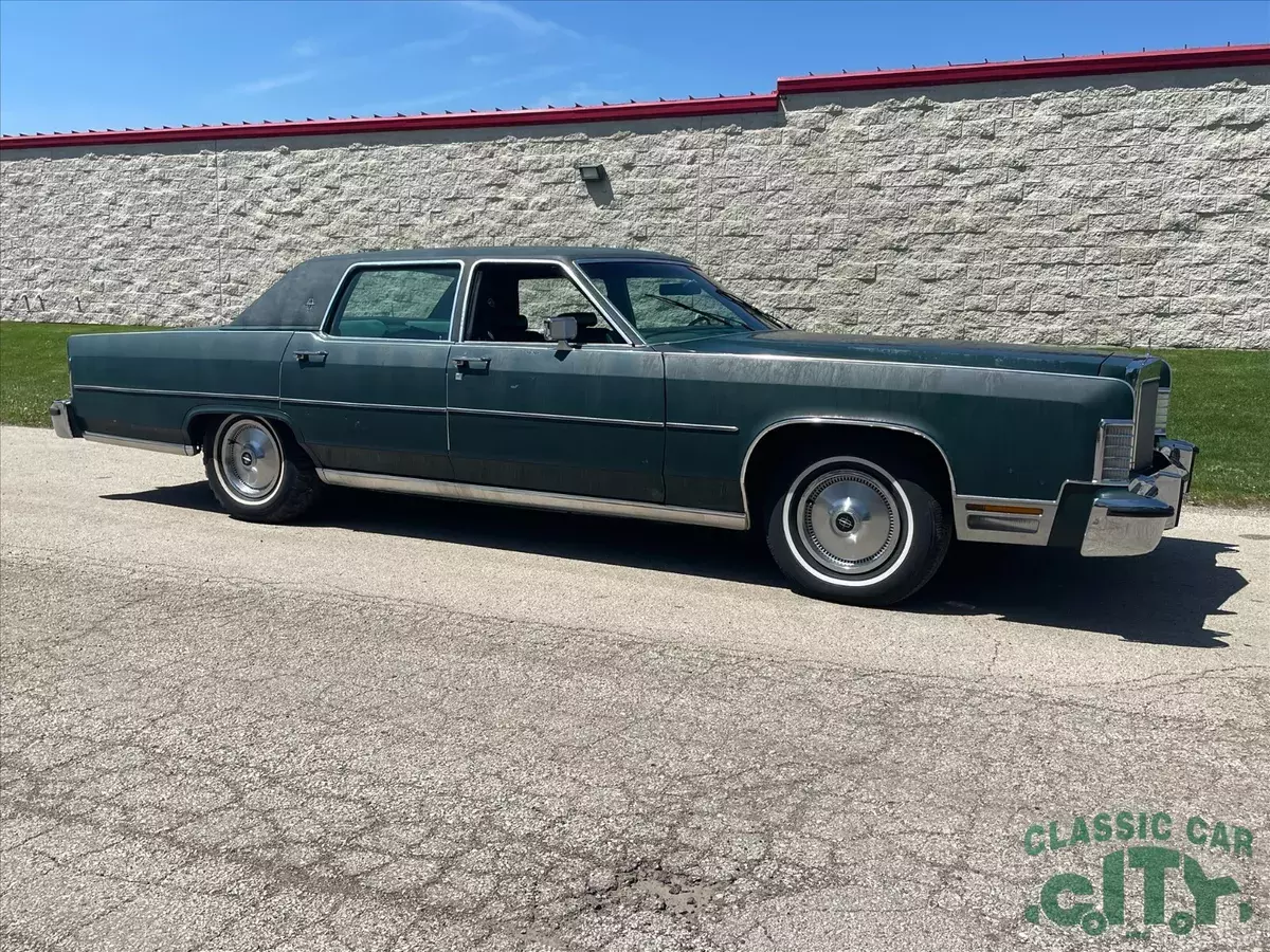 1978 LINCOLN CONTINENTAL 4 DOOR SEDAN - TOWN CAR 28K ACTUAL LOW MILES ! GREEN ! 1978 Lincoln Continental
