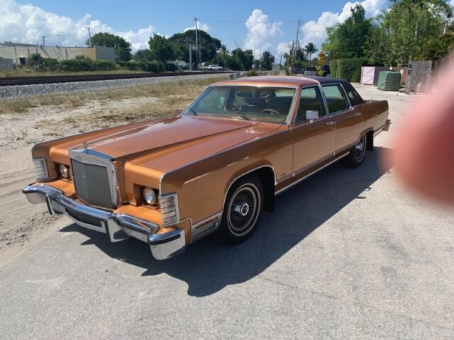 1978 Lincoln Continental 4dr Sdn - photo 3