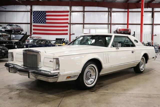1978 Lincoln Continental Mark V 20751 Miles Red Coupe 400 CID V8 Automatic 1978 Lincoln Continental Mark V