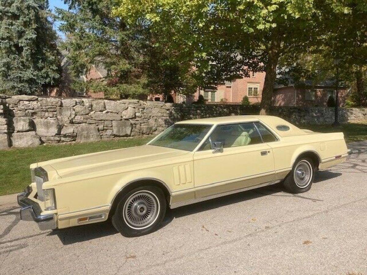 1978 Lincoln Continental Mark V 3061 Original Miles Showroom Condition 1978 Lincoln Continental