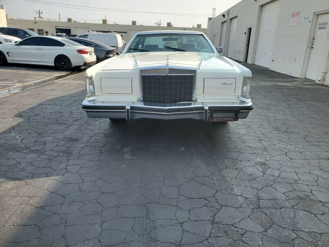 1978 Lincoln Continental Mark V - photo 2