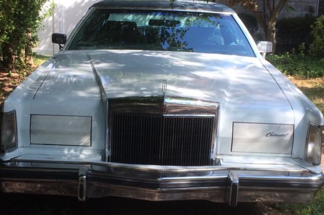 1978 Lincoln Continental Mark V - Wedgewod Blue Luxury Option Group - photo 2