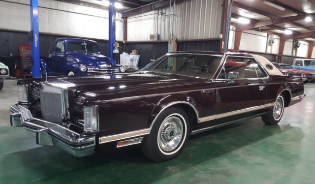 1978 Lincoln Continental Mark V Bill Blass Edition 460 V8 1978 Lincoln Mark Series 460 V8 Bill Blass Edition