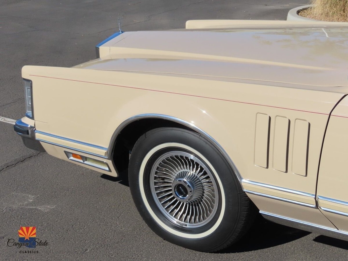 1978 Lincoln Continental - photo 11