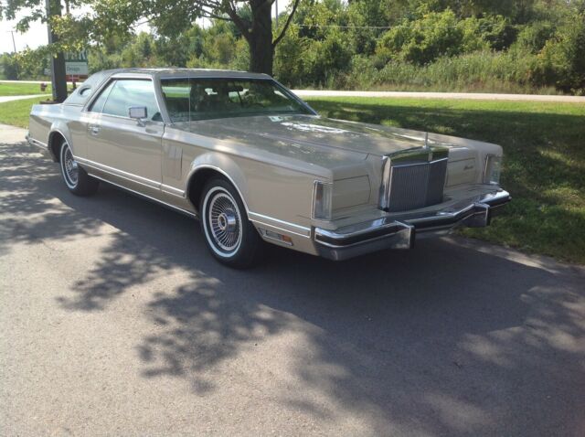 1978 Lincoln Continental Mark V - photo 3