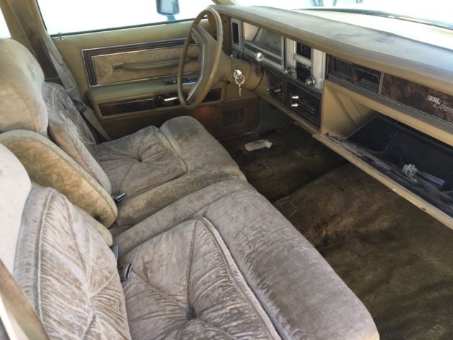 1978 Lincoln Continental Town Car - photo 9