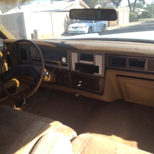1978 Lincoln Continental Town Coupe - photo 12