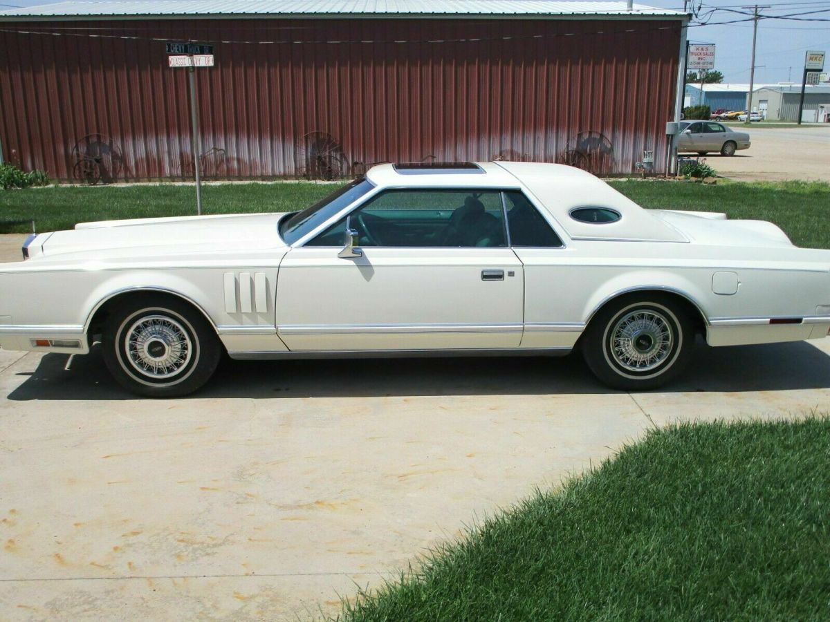 1978 Lincoln Mark Series Mark V 11900 Mile car