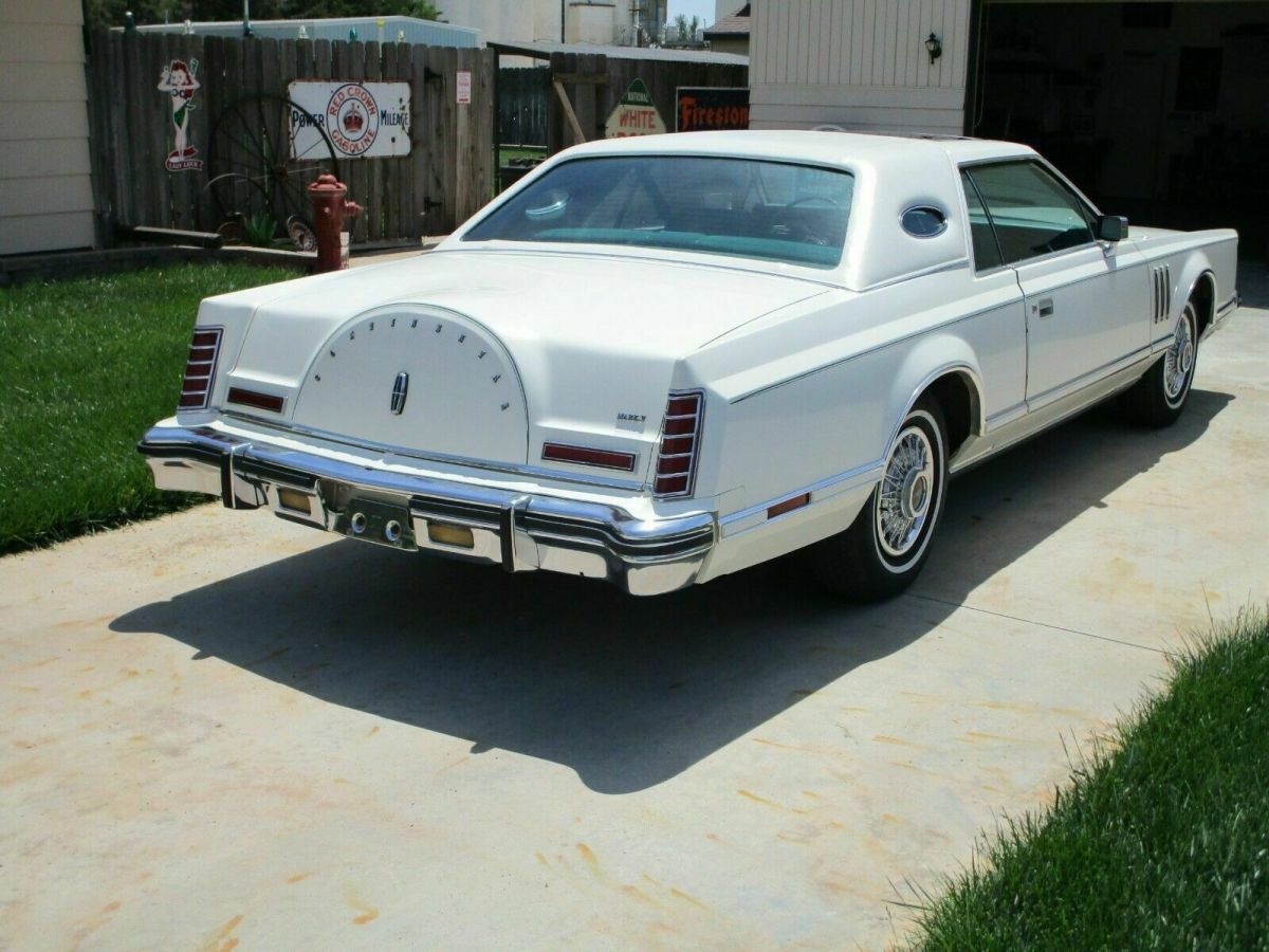 1978 Lincoln Mark Series Mark V 11900 Mile car - photo 4