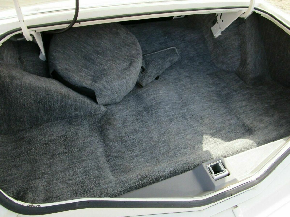 1978 Lincoln Mark Series Mark V 11900 Mile car - photo 8