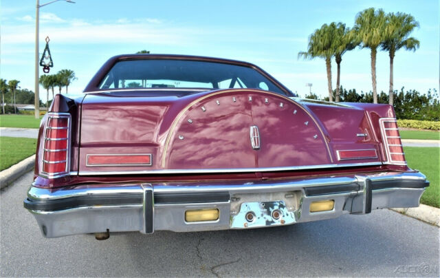 1978 Lincoln Mark V 460ci Auto A/C Fully Loaded - photo 7