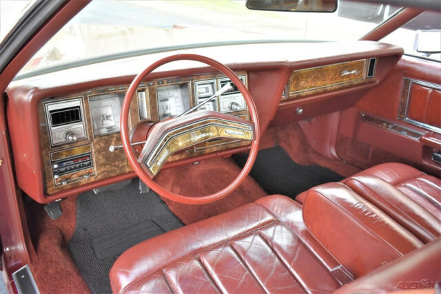 1978 Lincoln Mark V 460ci Auto A/C Fully Loaded - photo 8