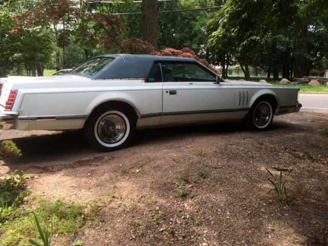 1978 Lincoln Mark Series Mark V - photo 2