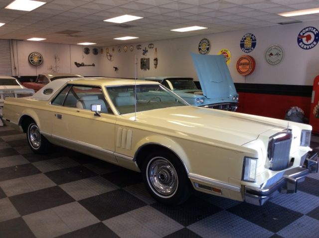 1978 LINCOLN MARK V mint original 1978 Lincoln Mark Series