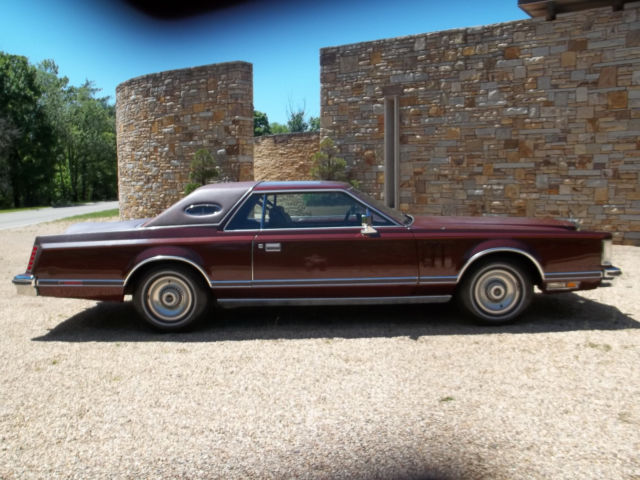 1978 Lincoln Mark Series MARK V with ONLY 8478 ORIGINAL MILES!! - photo 2
