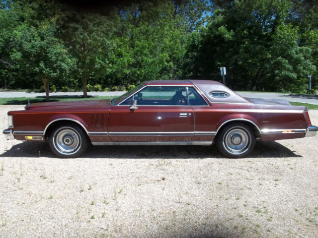1978 Lincoln Mark Series MARK V with ONLY 8478 ORIGINAL MILES!! - photo 4
