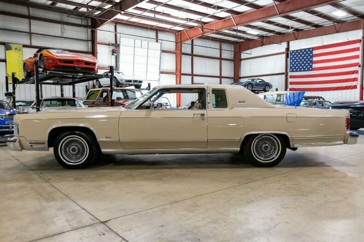 1978 Lincoln Town Car - photo 2