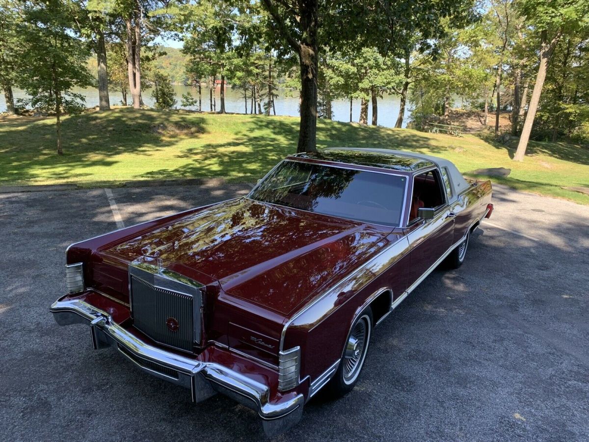 1978 Lincoln Town Coupe Fixed Glass Roof - photo 2