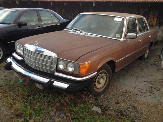 1978 Mercedes-Benz 200-Series - photo 4