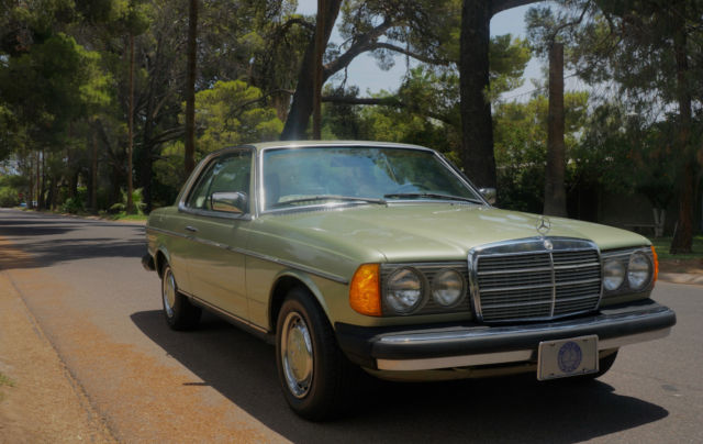 1978 Mercedes 280CE All Original- Paint & Interior, working AC, NO RESERVE 1978 Mercedes-Benz 200-Series 280CE