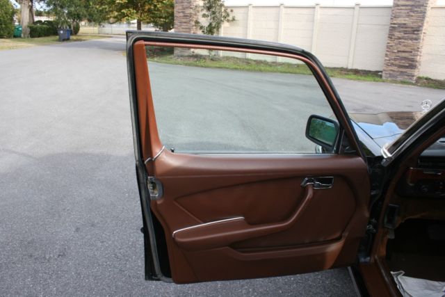 1978 Mercedes-Benz 400-Series - photo 11
