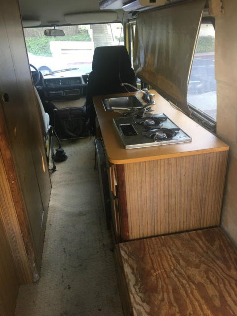 1978 Mercedes-Benz Other 207D - 4-Door (2-Front/2 Rear) RV Camper - photo 9