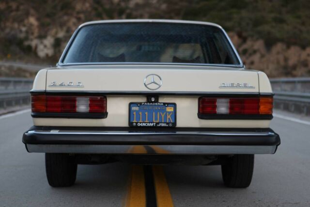 1978 Mercedes-Benz 200-Series 240D, 1 Owner, 96kmiles, Orig. Paint, Blue Plates - photo 5