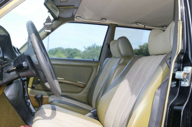 1978 Mercedes-Benz 200-Series - photo 12