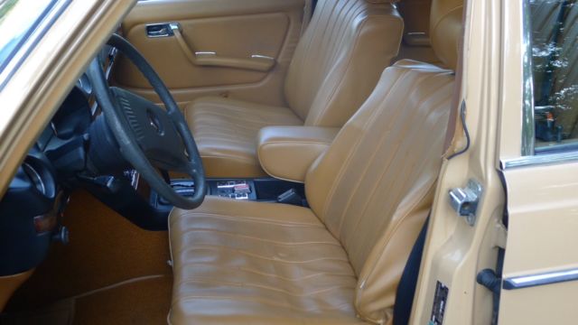 1978 Mercedes-Benz 200-Series - photo 6