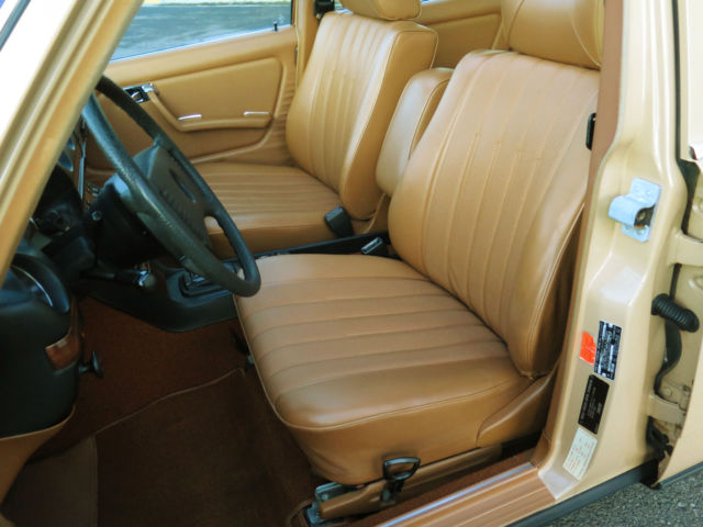 1978 Mercedes-Benz 200-Series - photo 13