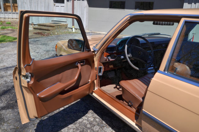 1978 Mercedes-Benz 200-Series - photo 6