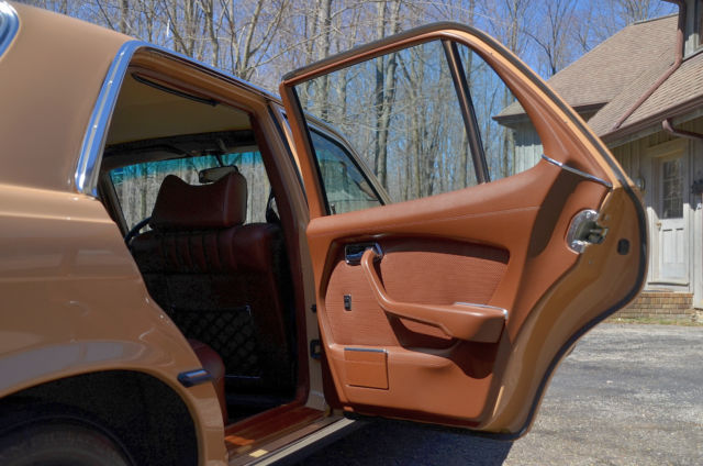 1978 Mercedes-Benz 200-Series - photo 8