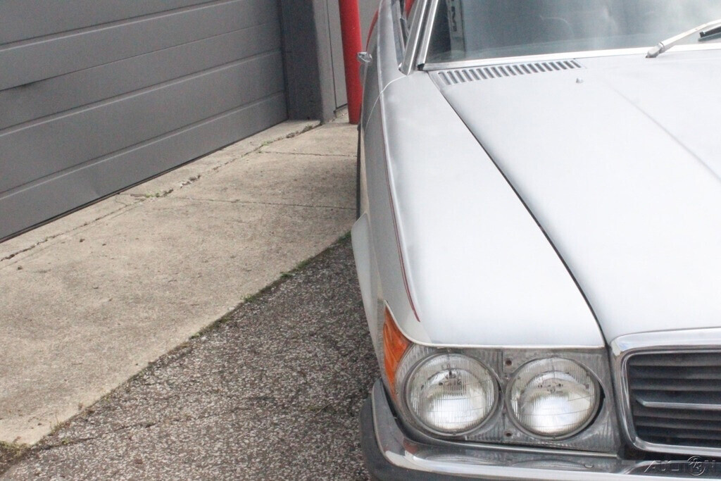 1978 Mercedes-Benz 200-Series EURO Sunroof Coupe - photo 8