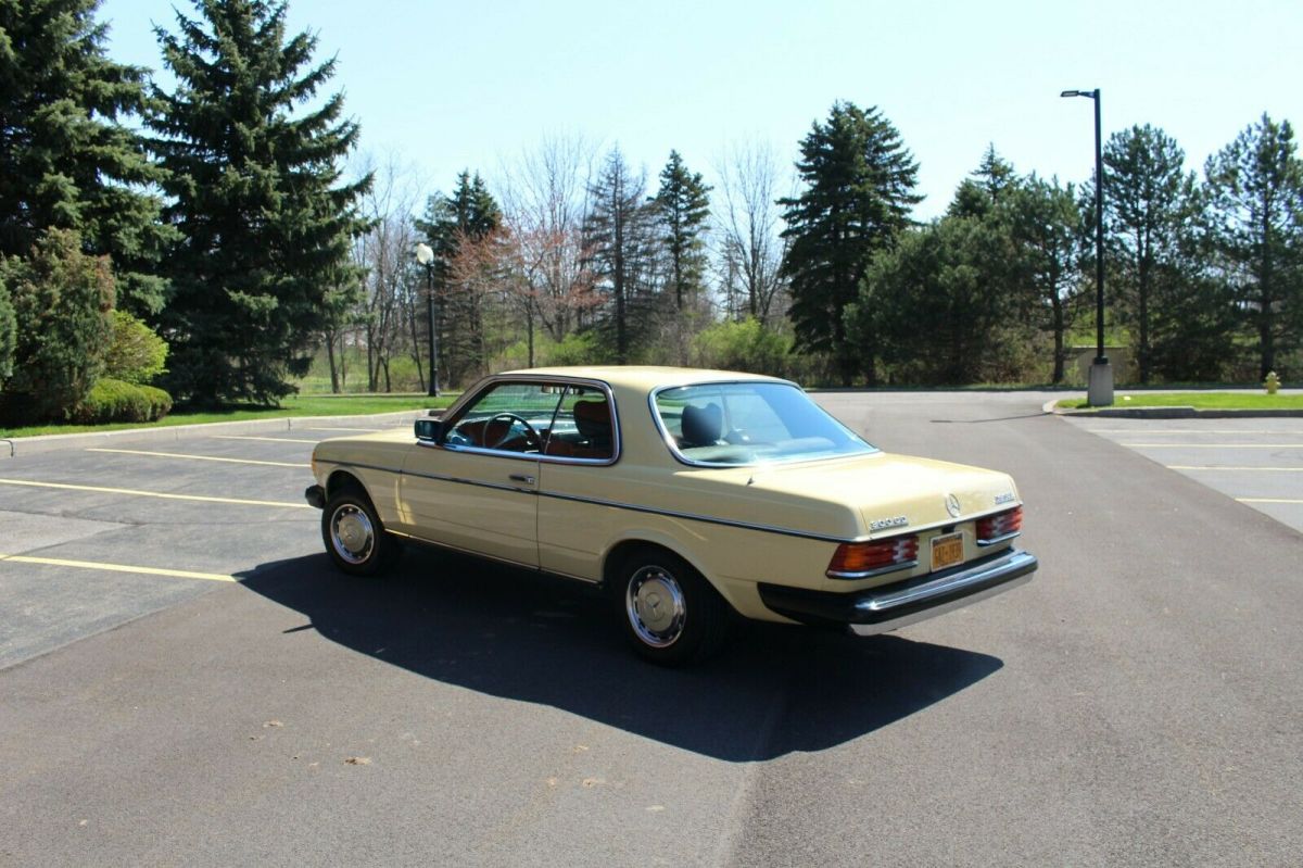1978 Mercedes-Benz 300-Series - photo 5