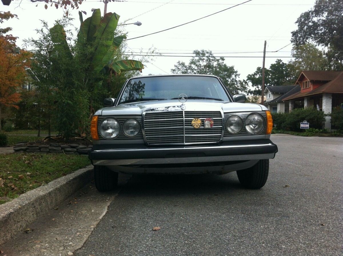 1978 Mercedes-Benz 300-Series Blue - photo 2