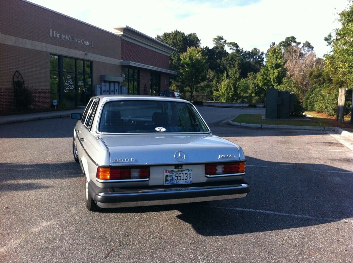 1978 Mercedes-Benz 300-Series Blue - photo 7