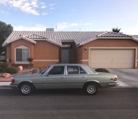 1978 Mercedes-Benz 400-Series